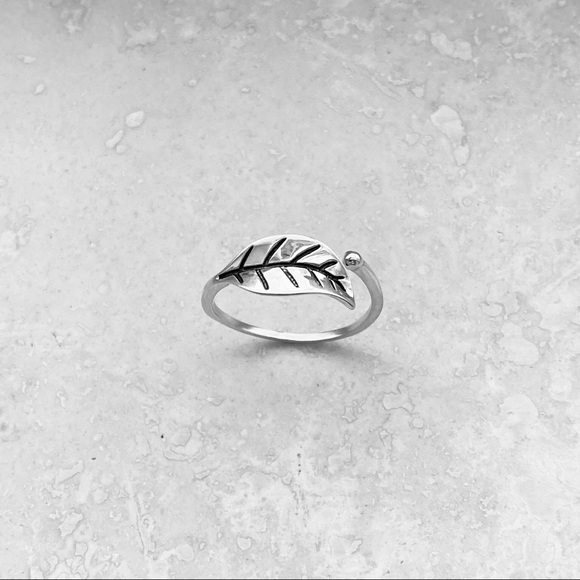 Sterling Silver Delicate Leaf Ring, Silver Rings, Tree Leaves, Plants, Trees - Picture 2 of 8